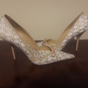 BCBG Pumps size 8M